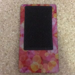 Phone lounge (cell phone holder)